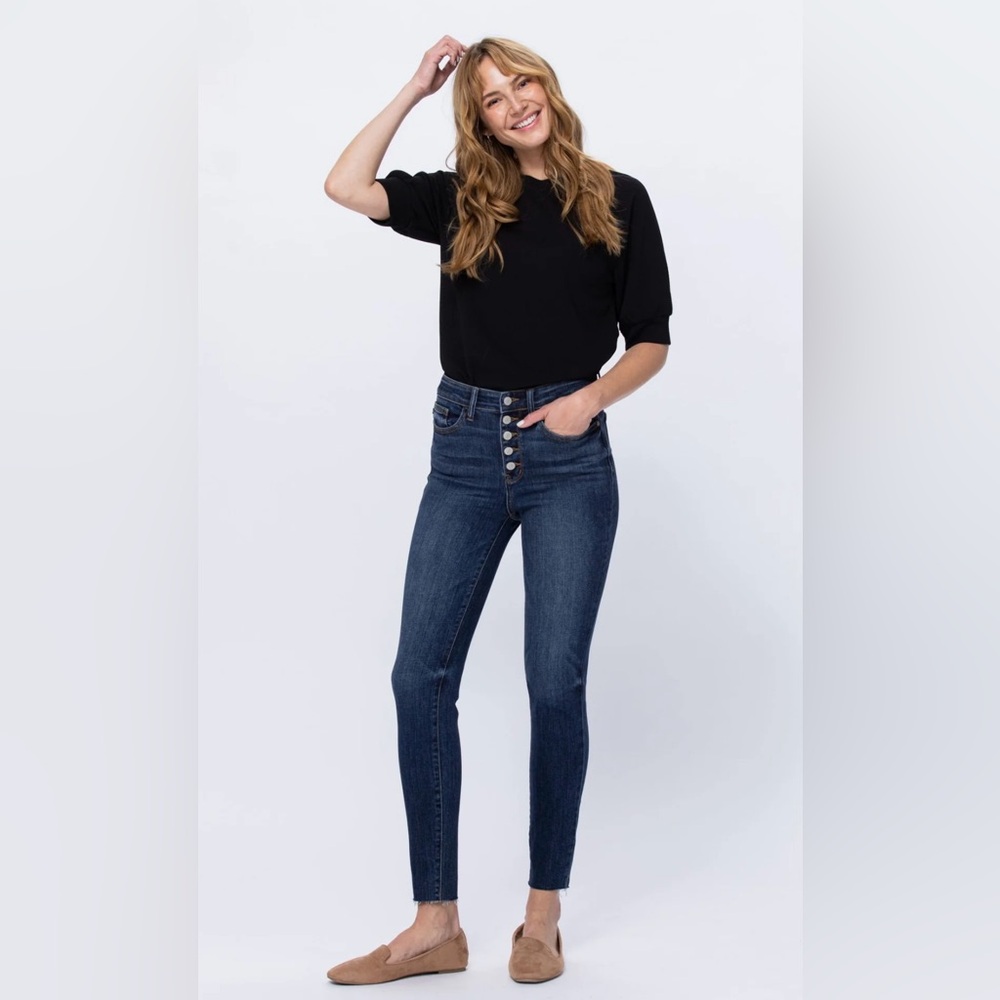 Judy Blue High Rise Button Fly Cut Off/Raw Hem Skinny DenimJeans 82318 NWT 5/27